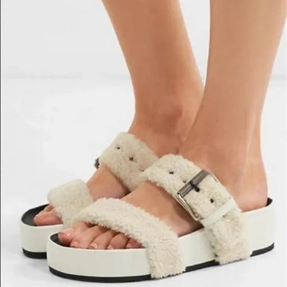 Rag & Bone shearling sandals🐑